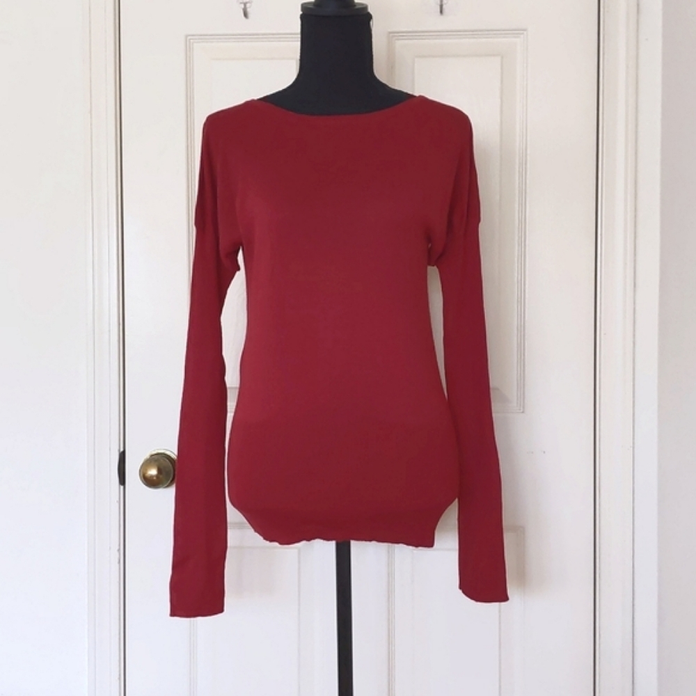 The Limited Cotton and Rayon Stretch Sleeve and Bottom Design Burgundy Knit Top.